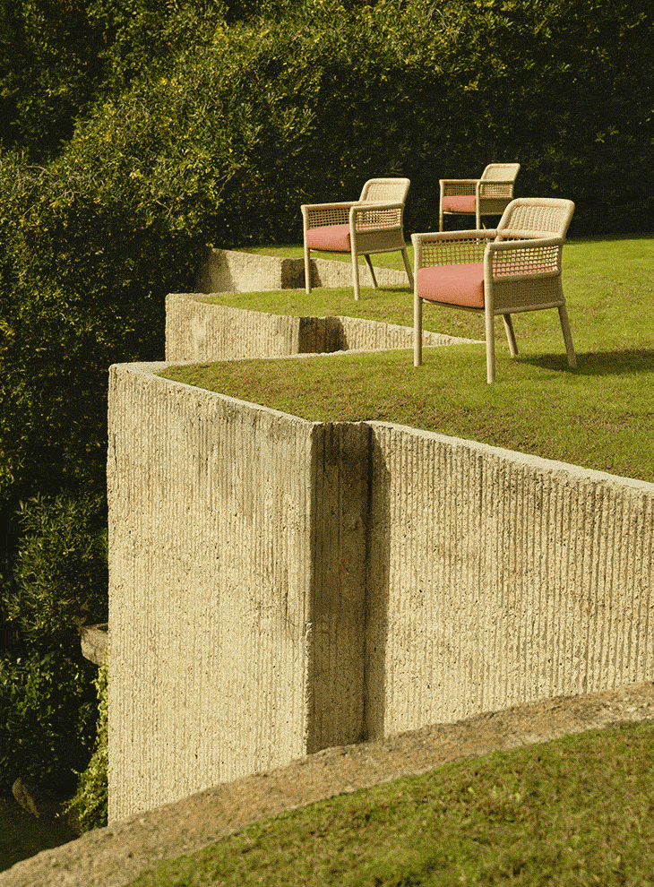 ESCALA SILLÓN COMEDOR
