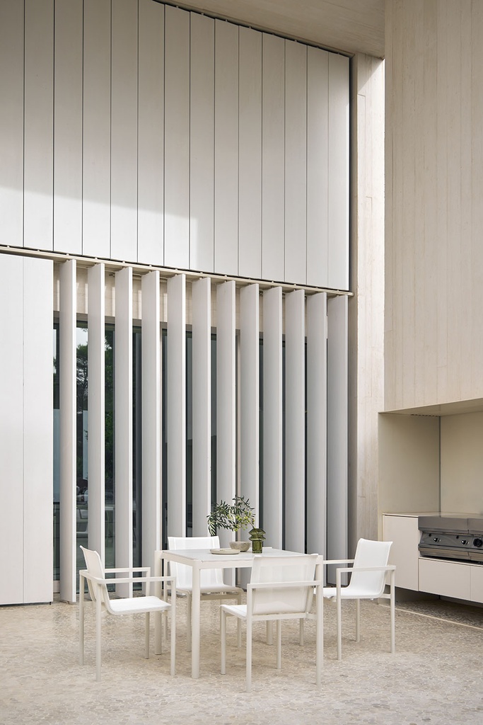 ORIGIN MESA COMEDOR CUADRADA  - IMAGEN 3