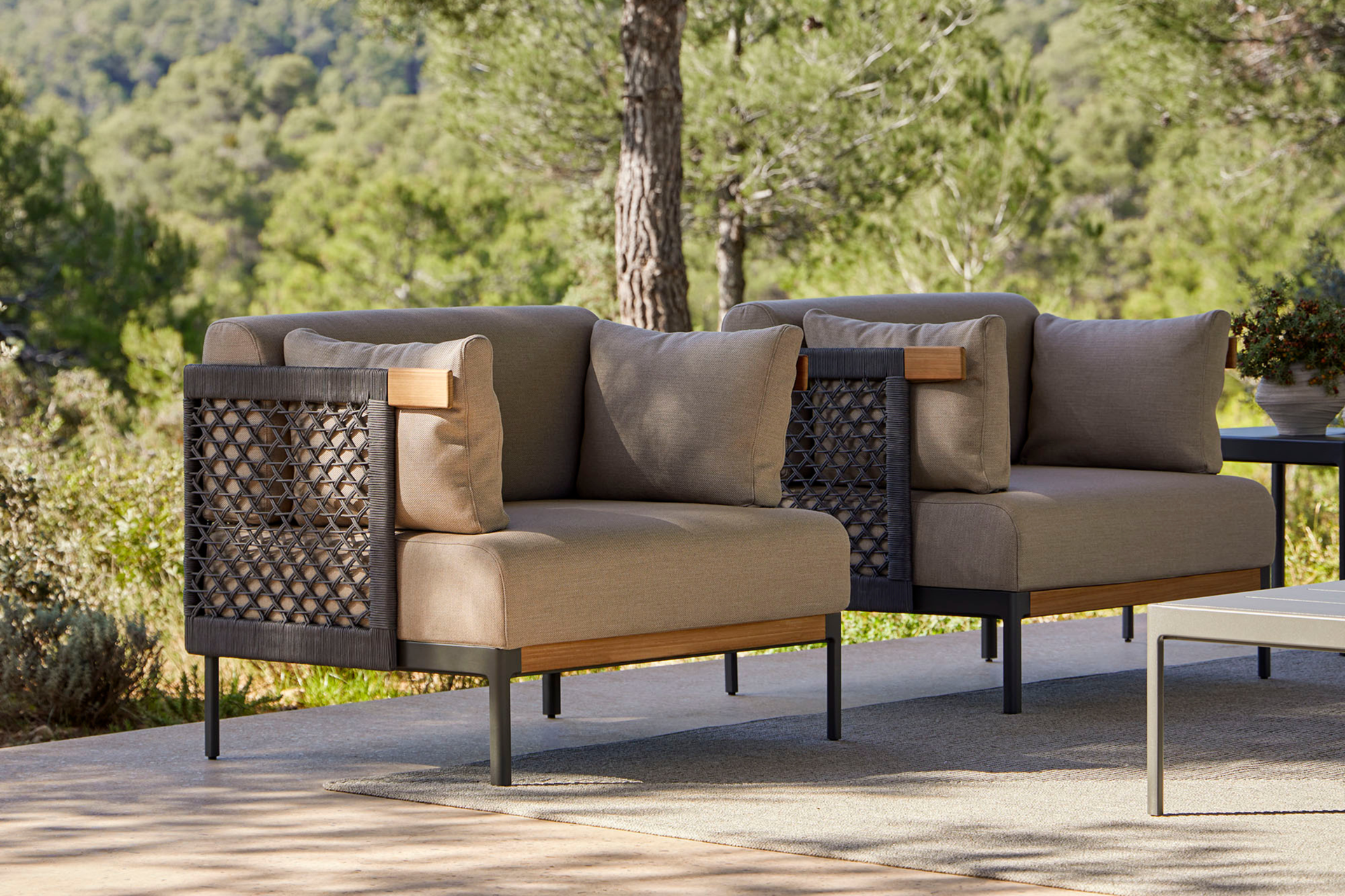 LEGACY WOVEN SILLÓN